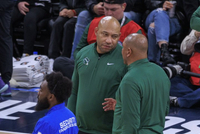 重掌教鞭！老里弗斯参加葬礼缺席 对阵雷霆哈姆将担任临时主帅