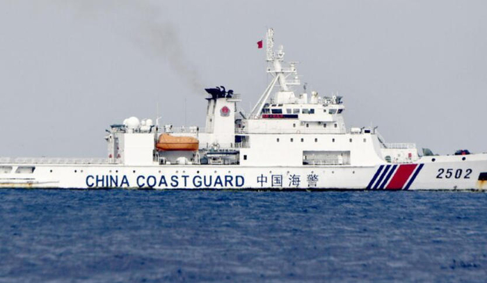 2024年，中国海警船在钓鱼岛周边海域执法 资料图