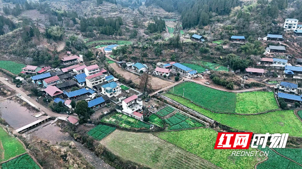 血水潭村。