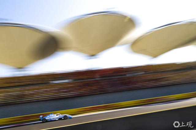 铁豆在上海国际赛车场飞驰 李铭珅 摄