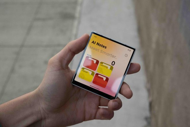 MindOne Pro 目前自带的 AI 应用生态还相对较为简陋 ｜ 图片来源：极客公园