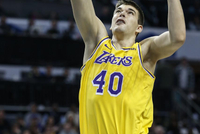 祖巴茨：有年夏天我做了要求的一切 魔术师却说我没进步不会上场