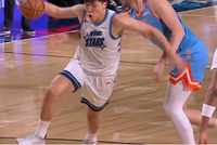 吴谦：杨瀚森单挑克林根这球要给斯普利特看看 替补也不比主力差