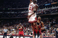 Skip赞乔贬詹：乔丹是GOAT 三次扣篮赛&amp;在哪里跌倒就在哪里爬起来