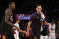 克六：布克的忠诚与热爱始终如一 无论顺境逆境他都展现出领导力