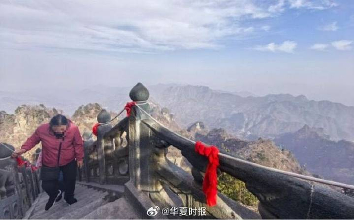 武当山登山步道。董红艳/摄