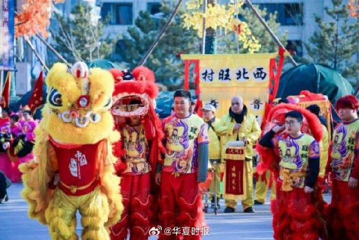 海淀大悦城舞狮活动。