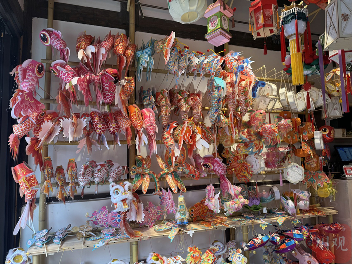 城厢花灯馆展示的花灯