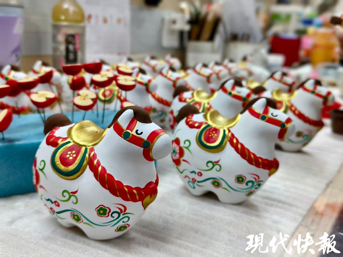惠山泥人马年新品“马上平安”火出圈
