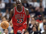 4次！乔丹是唯一单赛季包揽MVP+得分王+总冠军+FMVP+进一防的球员