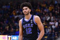 状元热门卡梅隆·布泽尔10中8轰下22+12 双胞胎兄弟凯登正负值+32