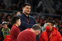 记者：姚明希望你比他厉害！杨瀚森：你这样说我都不知该咋接话了