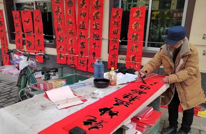 引镇大集年味浓。长安区委宣传部供图