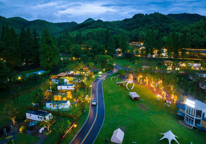 位于芜湖市繁昌区孙村镇中分村的途居马仁山房车露营地。本报通讯员 肖本祥 摄