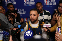 库里暂无退役打算：到了该停下之时自然有答案 那一天还远未到