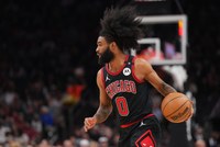 黄蜂主帅：科比·怀特恢复趋势是向好的 目前还没确切复出时间表