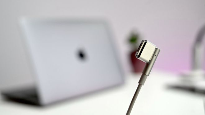 ▲ MacBook Pro 的磁吸充电接口方案