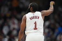 泰森：哈登的防守非常棒 我之前都不知道他还有这一手