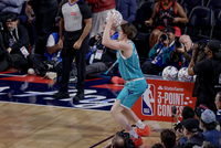 差21记！解说：只要不伤 克尼佩尔会是新秀赛季3分命中最多的球员