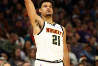 场均6分3板！掘金官方：斯潘塞·琼斯双向合同已转为标准NBA合同