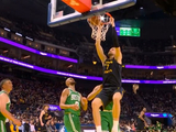 还得是老队友！霍福德往内线一吊 波津轻松暴扣拿勇士生涯首分