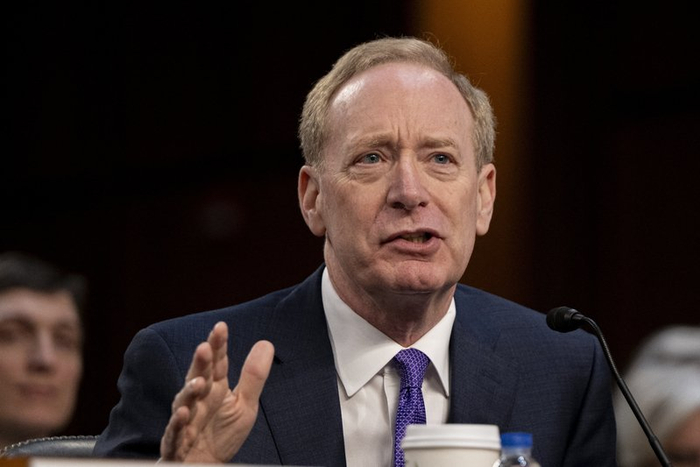 当地时间2025年5月8日，美国华盛顿特区，微软总裁布拉德·史密斯出席主题为“赢得人工智能竞赛：加强美国的计算和创新能力”的听证会。 IC Photo