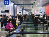 免签红利持续释放 上海口岸出入境客流尽显新春热度