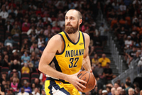 这效率无敌啊！赫夫16分钟11中8&amp;5记三分砍下22分1板2助