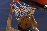 格里芬：阿伦现在肯定乐坏了 哈登每晚给他喂饼就6-8分