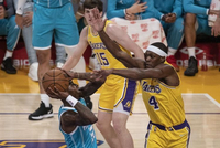 里夫斯：在新秀赛季隆多教会我如何看录像 詹姆斯也愿意帮助我