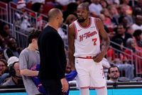 火箭近两个月已4次下半场领先13+被逆转 曾领先25分输鹈鹕