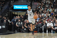 稳健！哈珀仅出战23分钟 9中5得到12分5板5助