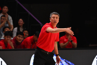 媒体人：男篮仅除夕放假半天 训练氛围不错 但压力还是很大的