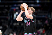 斯波：亚库乔尼斯靠球商助球队赢球 凭影响力赢得了时间