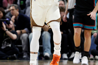 小桂子过去9场7场15+！勇媒点名批追梦：追梦本季一共才5次15+