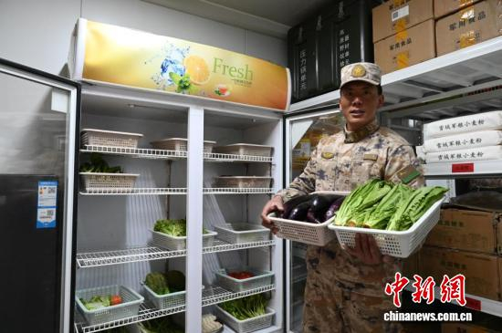 赵朗 摄