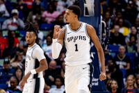 卡斯尔：文班是优秀领袖&amp;手感不佳也有影响力 我们能应对各种对手