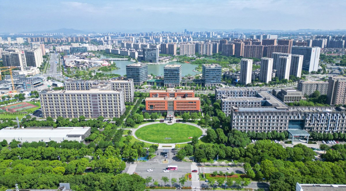 中国科学院宁波材料所。