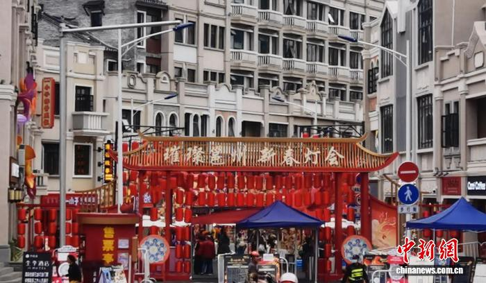 ͼΪ������һ��ʷ�Ļ������ٰ��´��ƻ����������ߡ��ֺ� ��