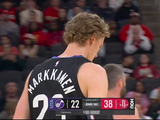 逆天！火箭首节全队9次失误仍领先爵士16分 投篮21中14