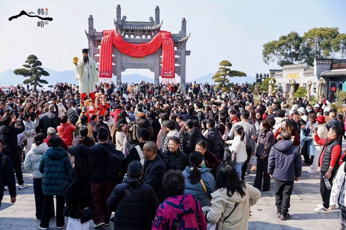 东钱湖旅游度假区。