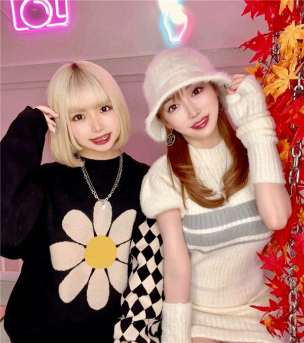 由香及女儿照片