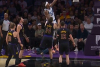 翻江倒海！小卡特内线肆意冲杀 连投带罚拿到9分