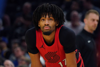 开拓者官方：夏普遭左腓骨应力性损伤 4-6周后重新接受评估