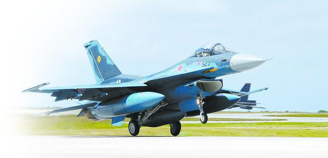 日本国产F-2战斗机