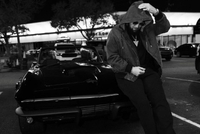 范弗里特坐上豪车熬鸡汤：我可以教你如何保持低调直到你成功