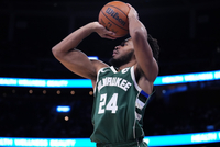 状态一般！小托马斯6中3仅拿7分1板2助 正负值-13全队最低