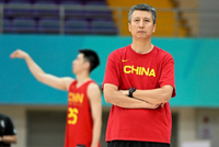 媒体人：在客场跟日本拉锯对我们不利 中国男篮一定要立足于进攻