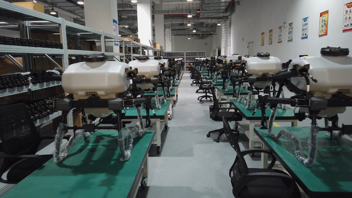 Q100无人机完成专项调试