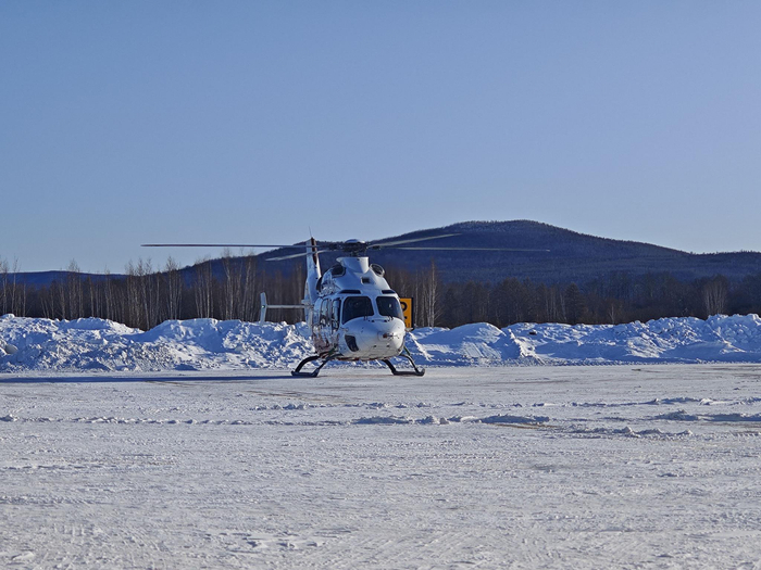 AC332直升机完成高寒试飞。